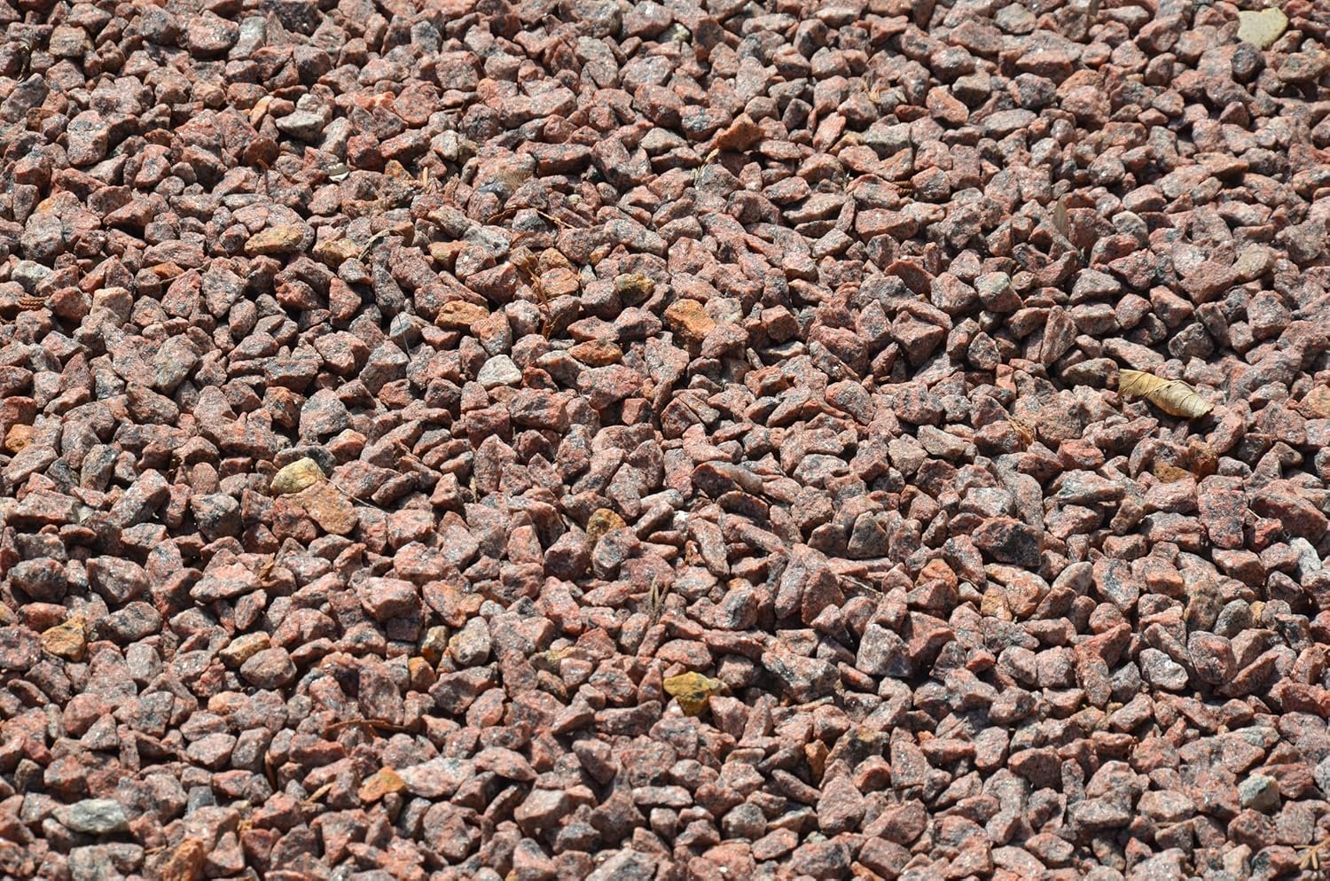 Best for Garden Granite Decorative Chippings Red 5-8 mm Environmentally Friendly Small Gravel Chippings Natural Colourful for Flower Beds, Paths & Garden Ponds Decorative Gravel 10 kg - 500 kg - Image 12